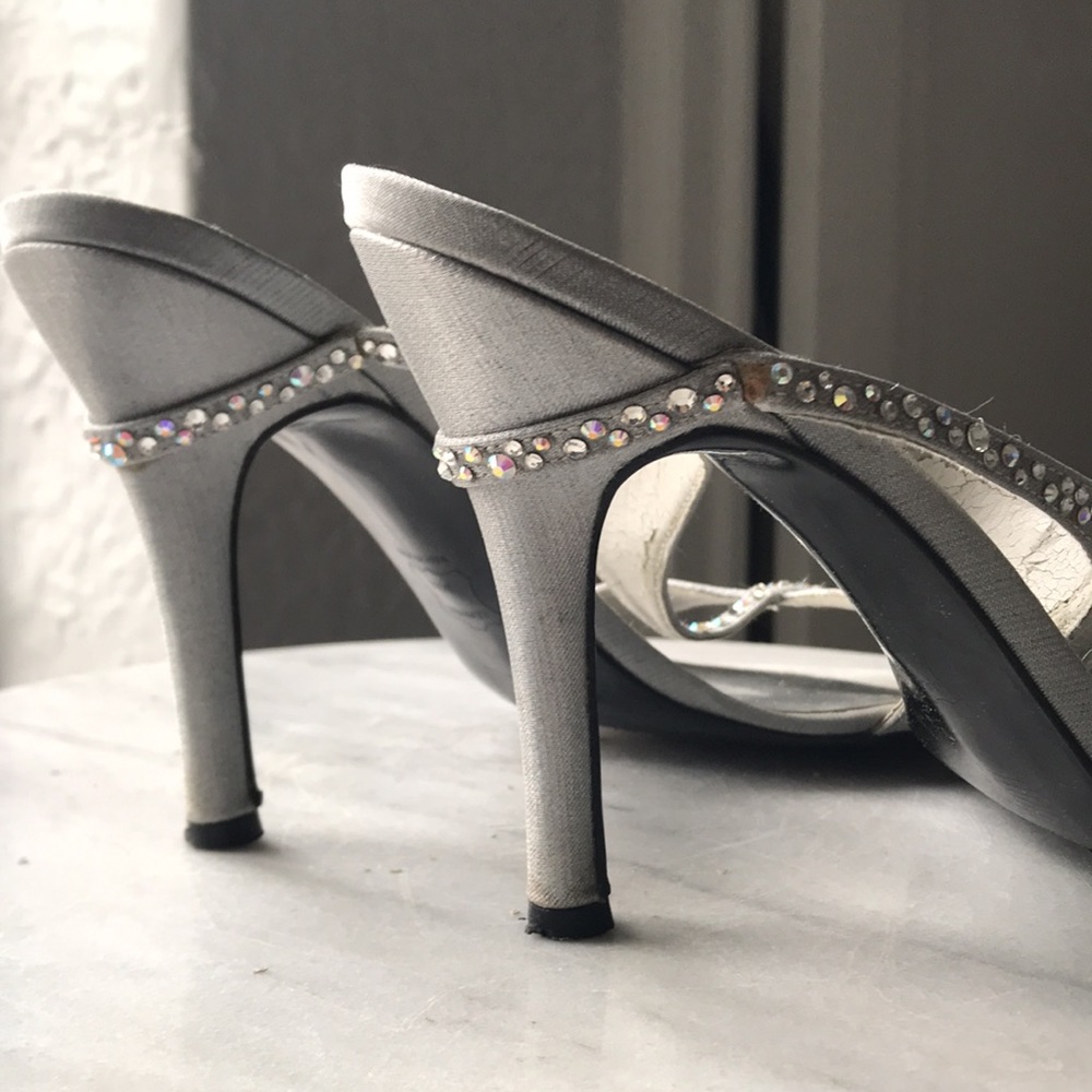 Stuart Weitzman Evening Shoe - image 2